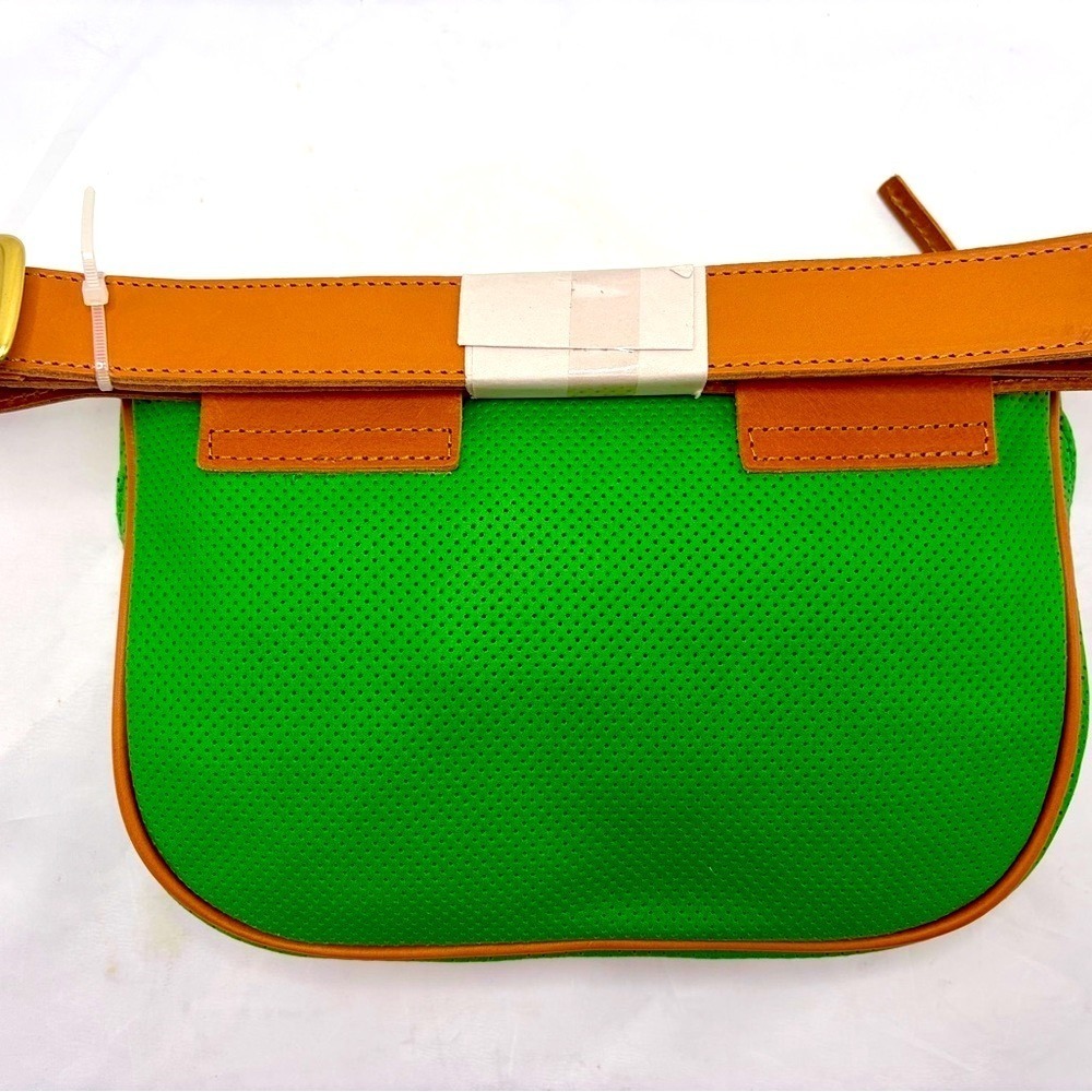 NWOT ❤️🔥Clare V - Green Perforated Leather Belt Bag - OS - Picture 3 of 4
